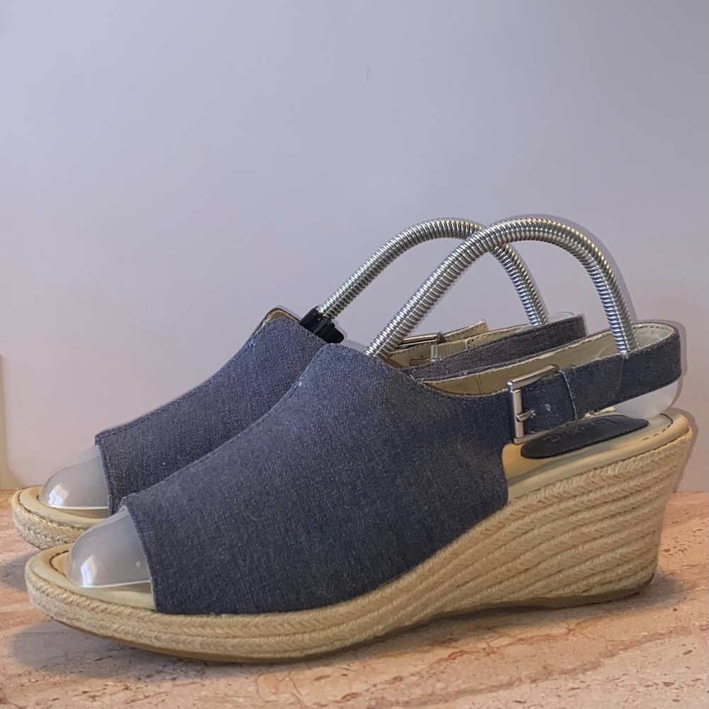 b.o.c. By Born Denim Wedge Espadrilles Sandals - Picture 6 of 14